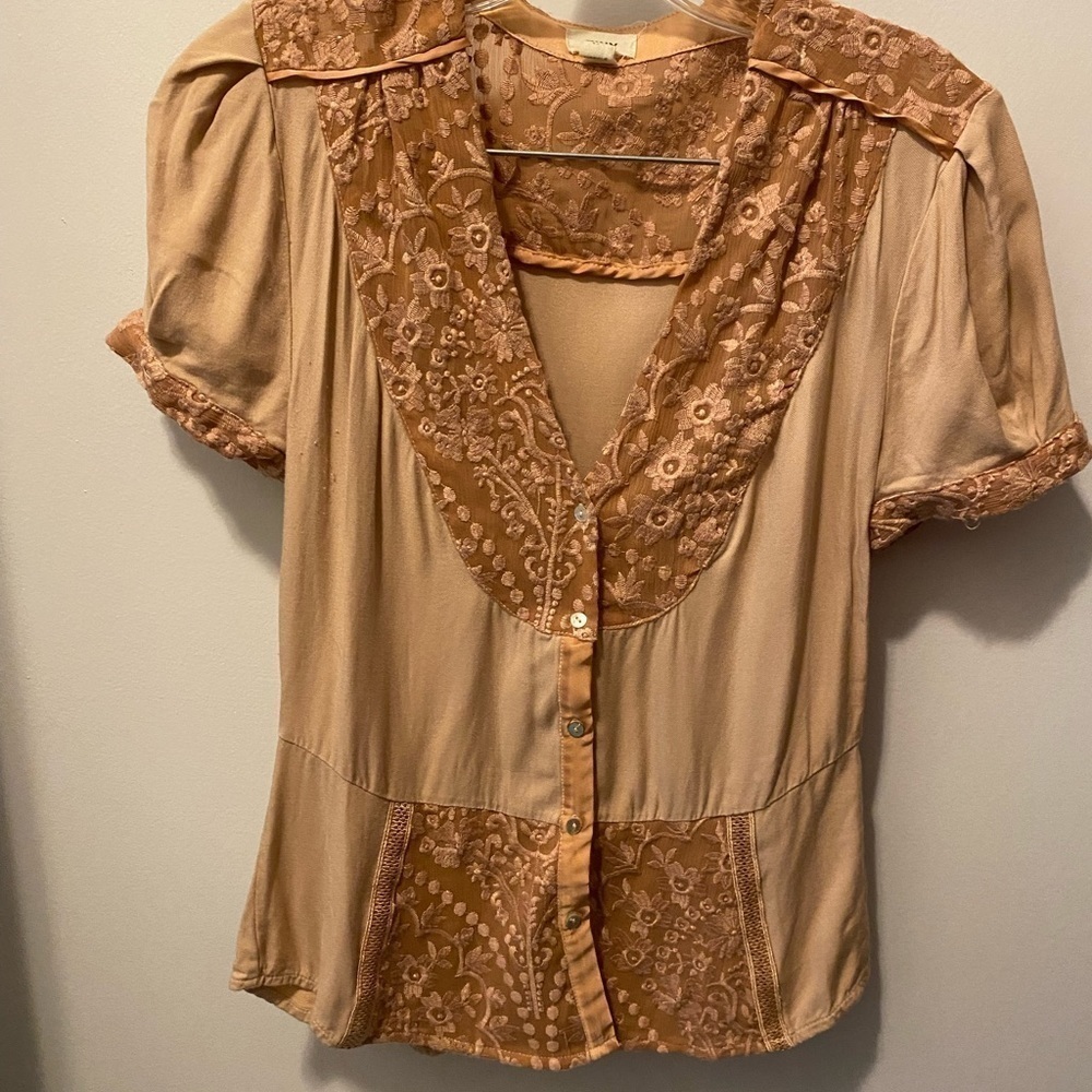 Anthropologie Tiny button up brown and tan top XS